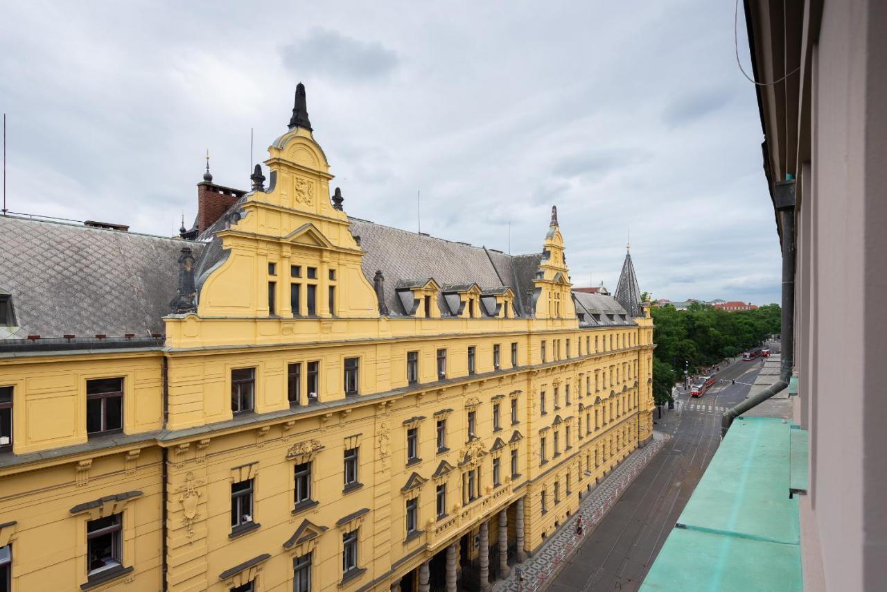 Apartament New Luxury Apt With Ac&Parking In The Center Of Praga Zewnętrze zdjęcie