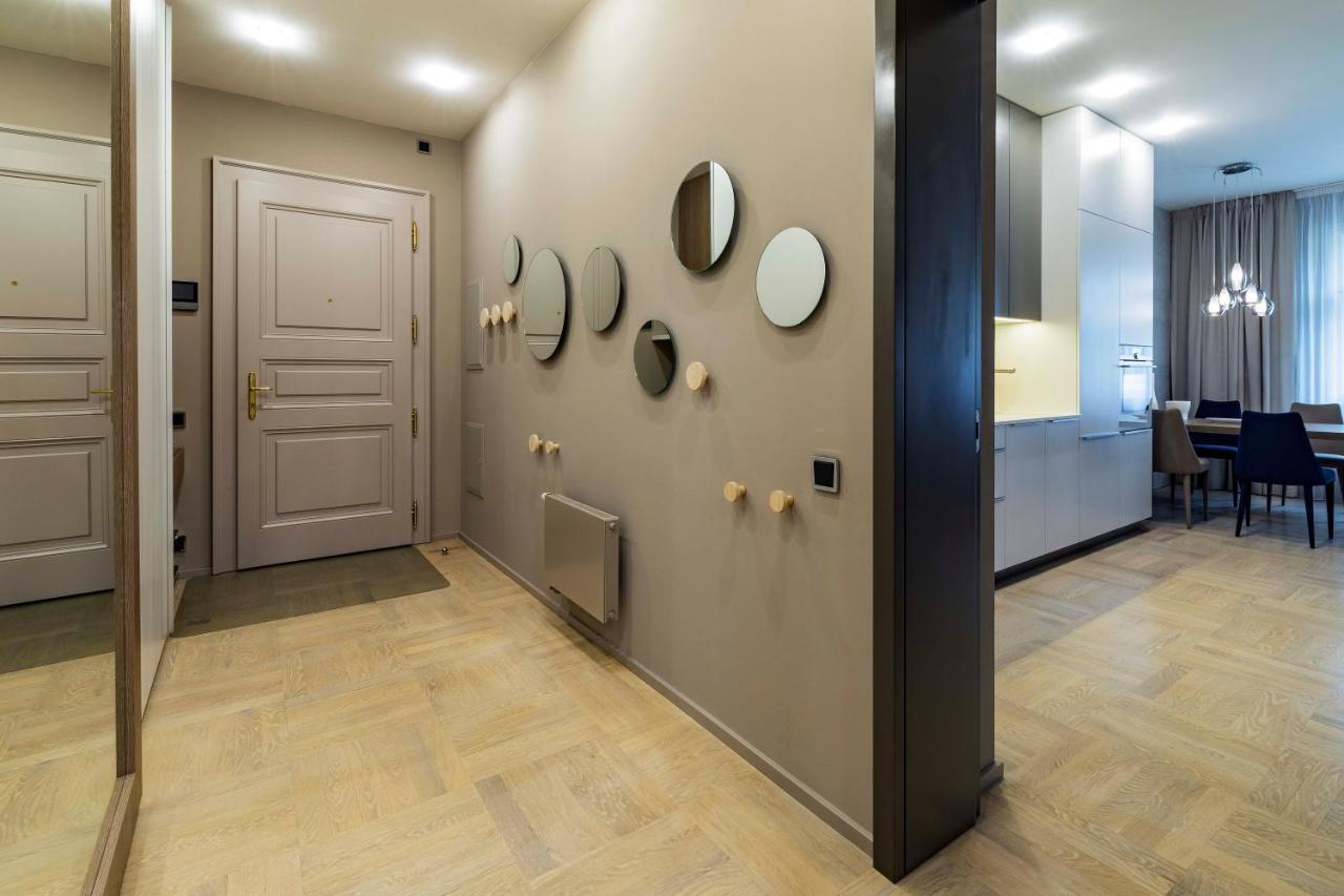 Apartament New Luxury Apt With Ac&Parking In The Center Of Praga Zewnętrze zdjęcie