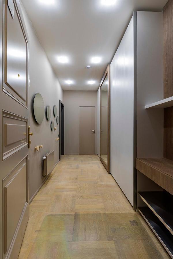 Apartament New Luxury Apt With Ac&Parking In The Center Of Praga Zewnętrze zdjęcie