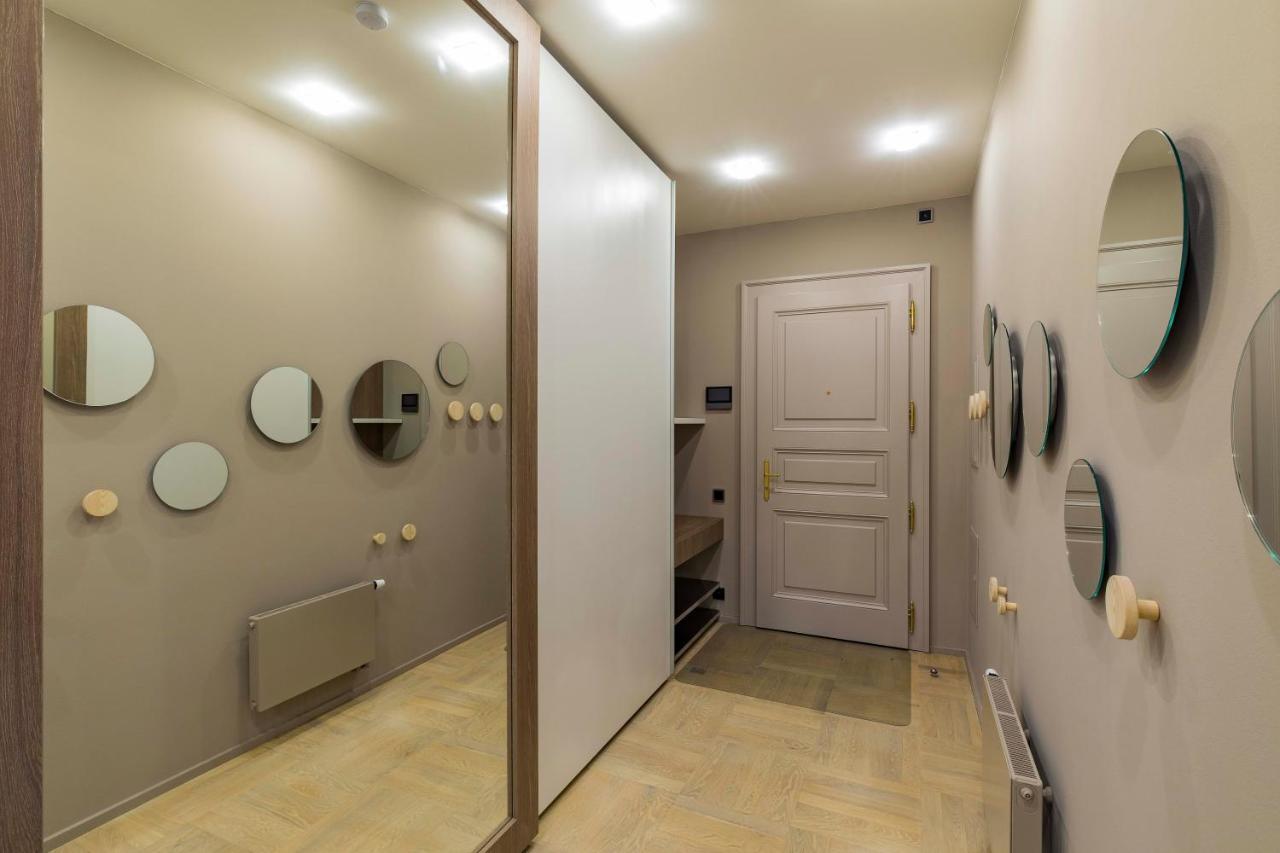 Apartament New Luxury Apt With Ac&Parking In The Center Of Praga Zewnętrze zdjęcie